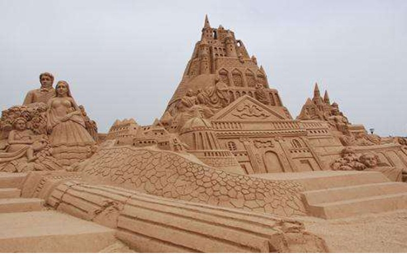 西北最大沙雕藝術(shù)節(jié)在蘭州新區(qū)開幕